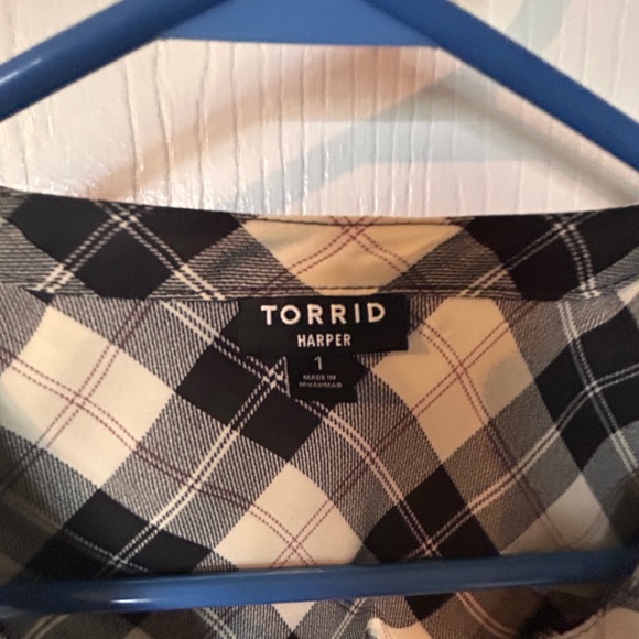 torrid Black and White Plaid Harper Tunic - Picture 2 of 3